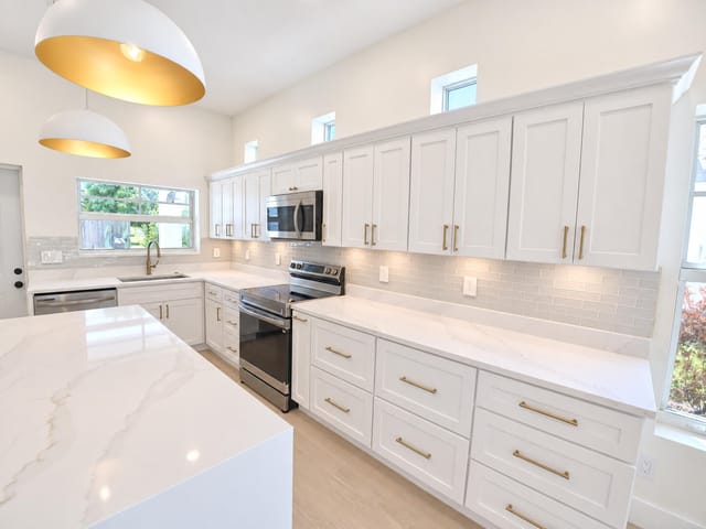 520 38TH Street, West Palm Beach, FL 33407
