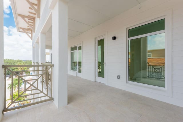 41 SW Seminole Street 410 12