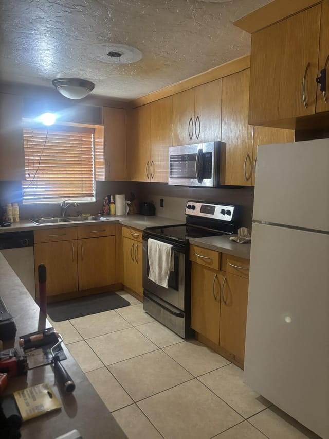 5090 SW 64th Avenue 106, Davie, FL 33314