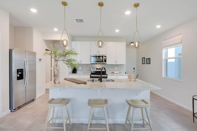 Kitchen with pendant lighting