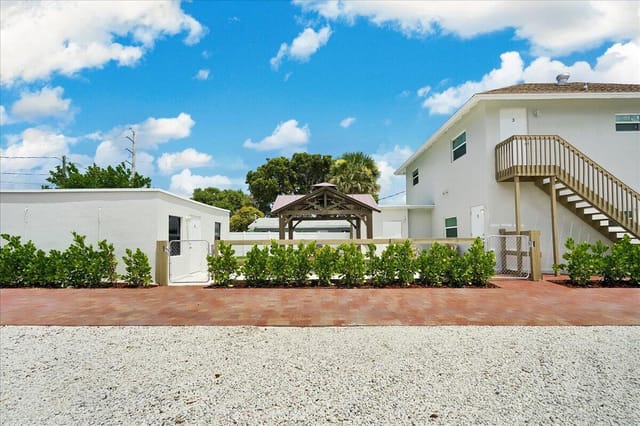 38-305 Cypress Drive-38