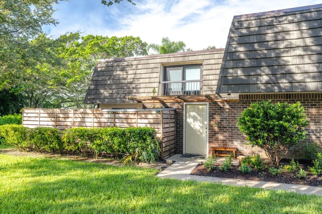 1110 11TH Terrace, Palm Beach Gardens, FL 33418