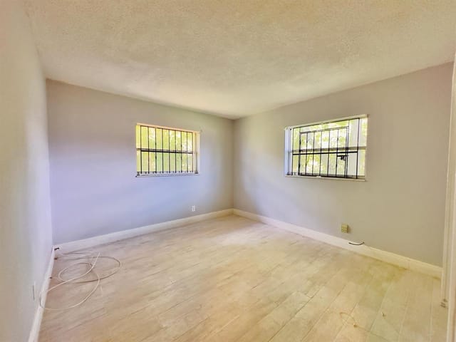 1650 NW 52ND Avenue, Lauderhill, FL 33313