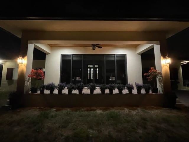 screened in viewing deck