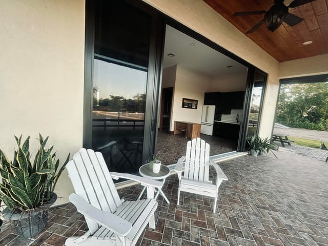 owner/rider lounge