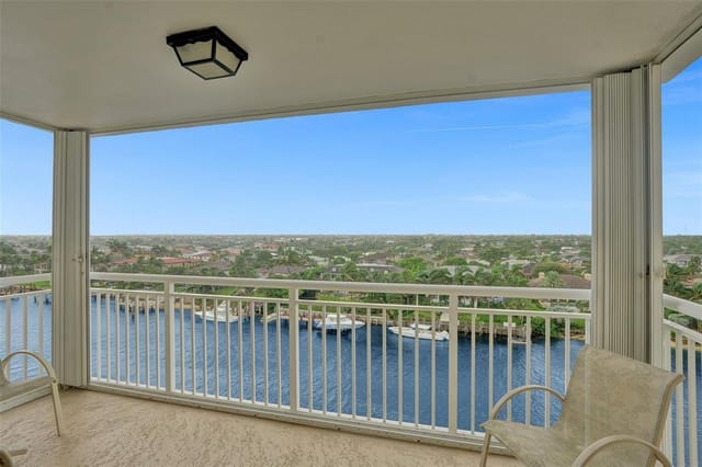 1050 HILLSBORO MILE 805W, Hillsboro Beach, FL 33062