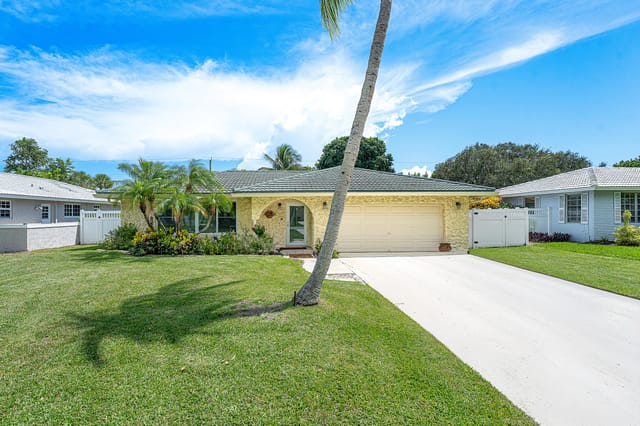 4520 NW 5TH Avenue, Boca Raton, FL 33431