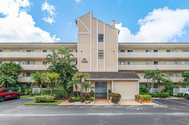 7286 Huntington Lane 108, Delray Beach, FL 33446