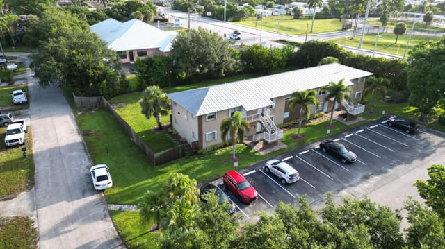 3 SW HIDEAWAY Place 15, Stuart, FL 34994