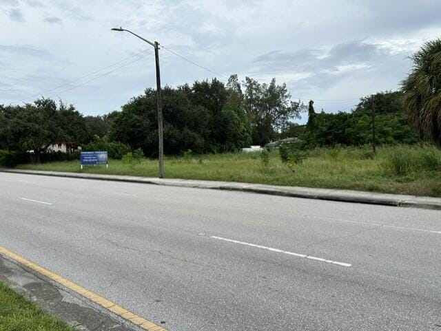 1119 45th Street, Mangonia Park, FL 33407