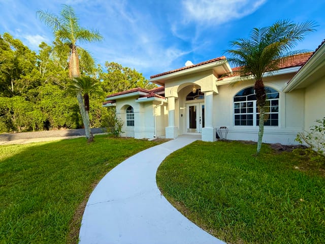 12136 88TH Place N, The Acreage, FL 33412