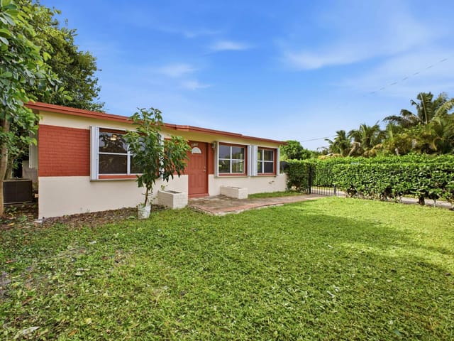 4626 SCHALL Road, Schall Circle, FL 33409