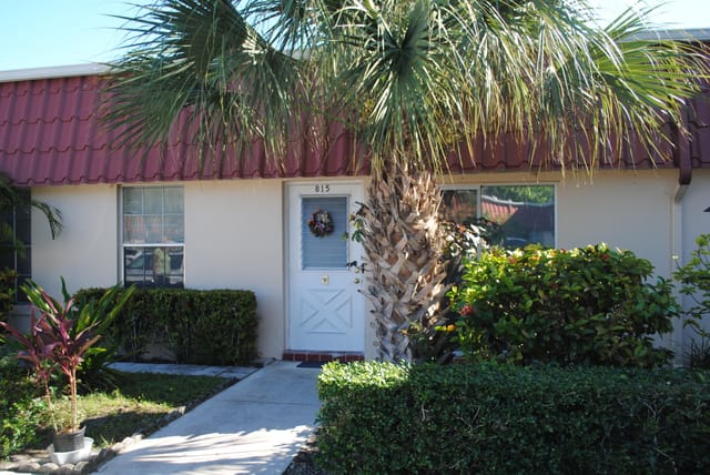 815 SALEM Lane, Lake Worth, FL 33467