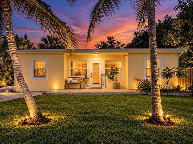 604 NW POINSETTIA Street, Stuart, FL 34994