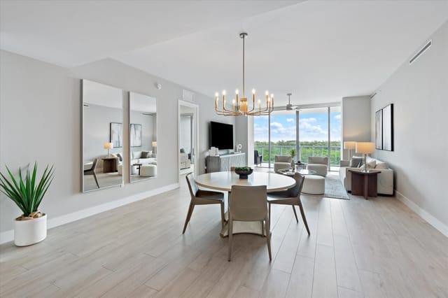 08-920 Intracostal Drive #702 Ft. Lauder