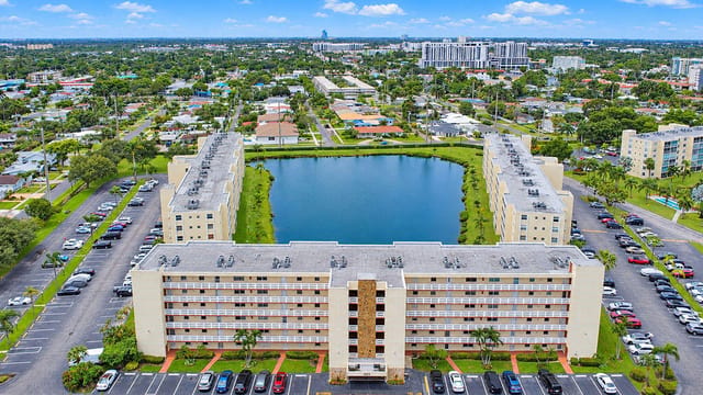 321 SE 3rd Street 302, Dania Beach, FL 33004