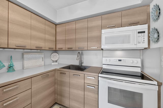 12-web-or-mls-699A8585