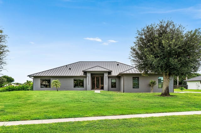 1050 Fairdale Way, Wellington, FL 33414