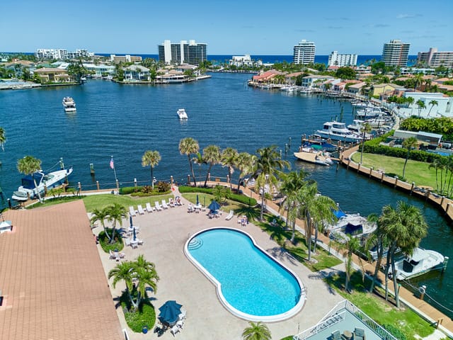 3421 Spanish Trail 330, Delray Beach, FL 33483
