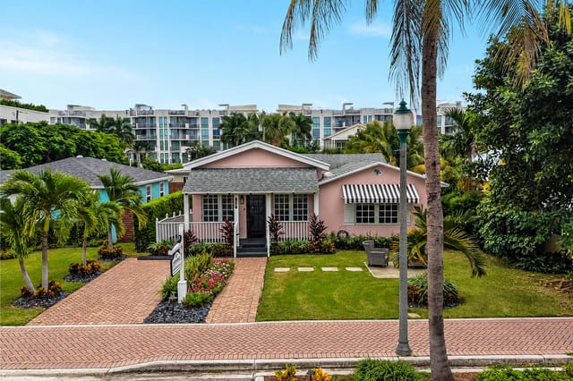 123 S SWINTON Avenue, Delray Beach, FL 33444