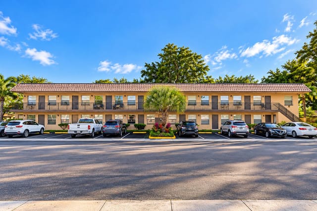 1150 NE 17TH Court, Fort Lauderdale, FL 33305
