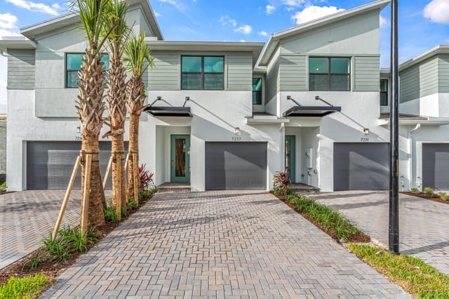 7237 Channing Avenue, Lake Worth, FL 33467