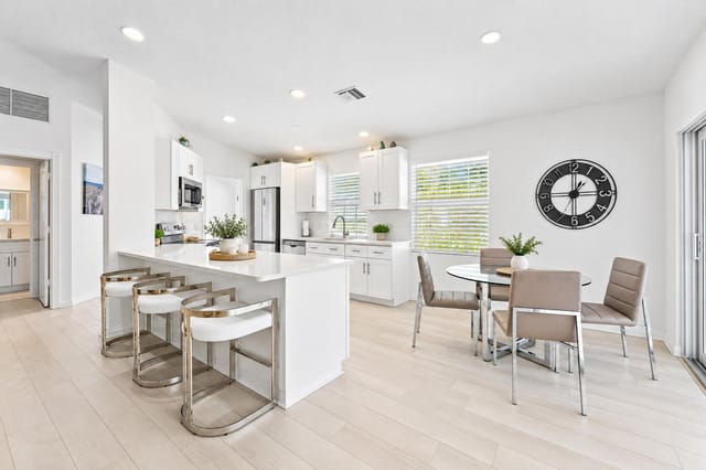 8282 Old Forest Road, Palm Beach Gardens, FL 33410