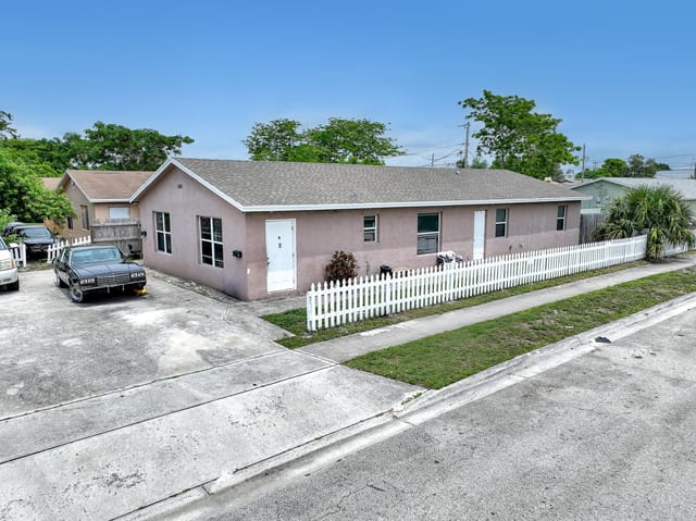 1000 Martin Luther King Junior Boulevard, Riviera Beach, FL 33404