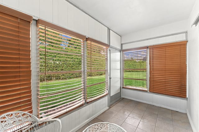 1117 Lake Ter 112 - Patio 1