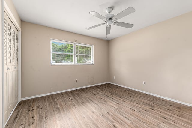 925 SE Osceola St, Stuart, FL 34994-11