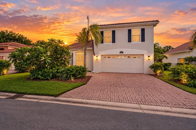5137 Elpine Way, Riviera Beach, FL 33418