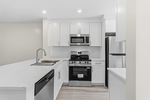 1461 S Ocean Boulevard 106, Lauderdale-By-The-Sea, FL 33062