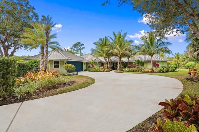 4330 SW Thistle Terrace, Palm City, FL 34990