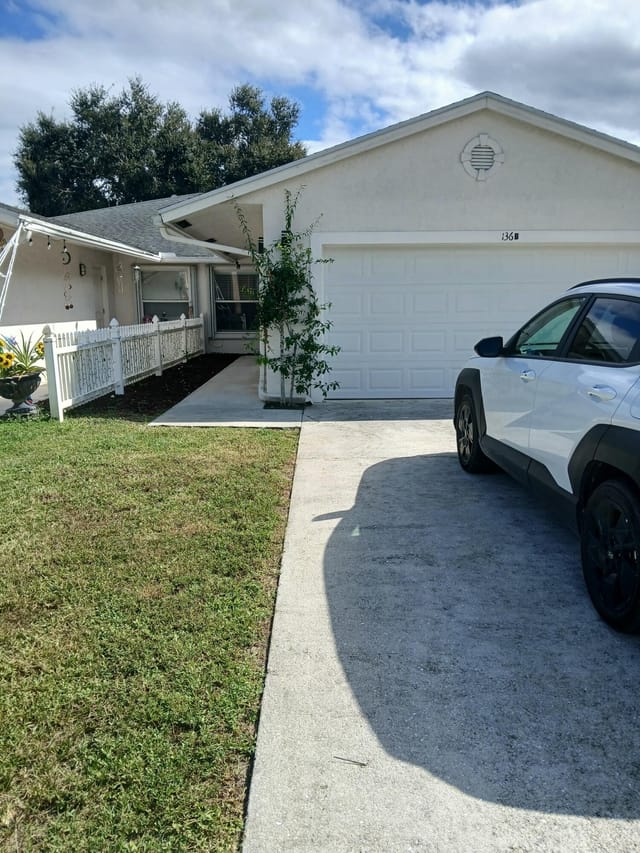 136 SPARROW Drive B, Royal Palm Beach, FL 33411