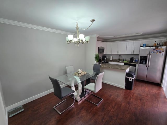 1560 FOREST LAKES Circle B, West Palm Beach, FL 33406