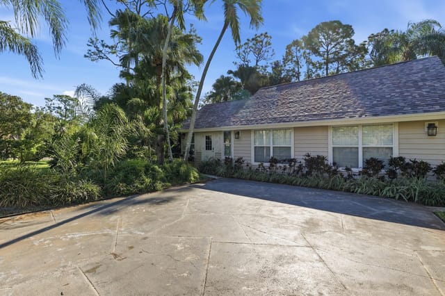 14805 STIRRUP Lane, Wellington, FL 33414