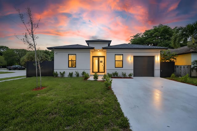 2791 NW 11TH Court, Fort Lauderdale, FL 33311