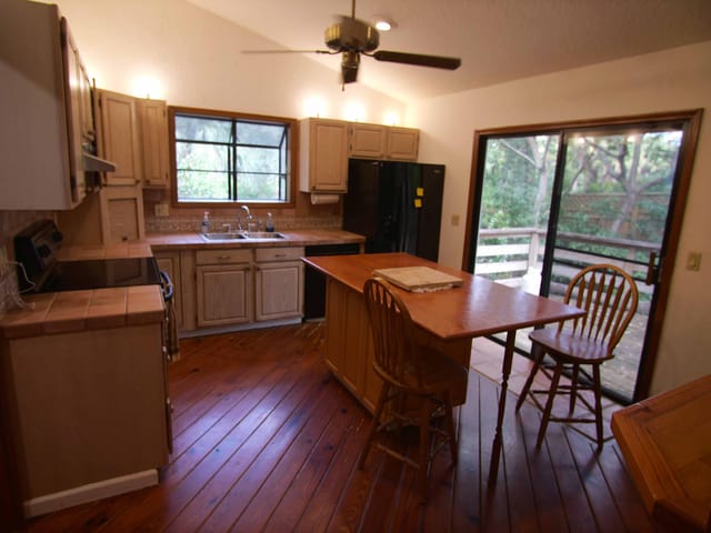 Wonderful Open Kitchen