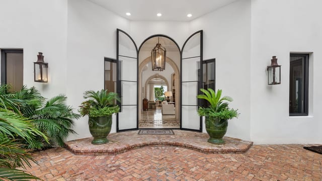 Front Entrance in interior courtyard