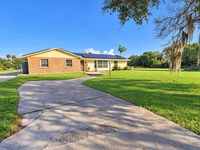 5663 SW QUAIL HOLLOW Trail, Palm City, FL 34990