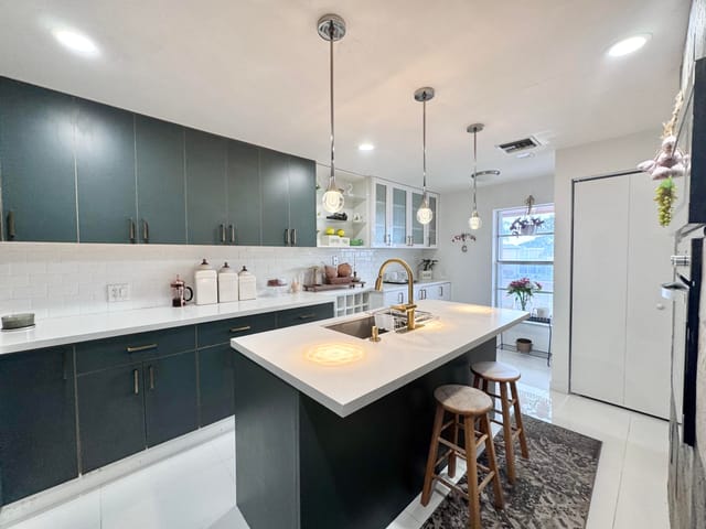 1341 NW 20TH Avenue 203, Delray Beach, FL 33445