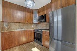 81 Saxony B 81, Delray Beach, FL 33446