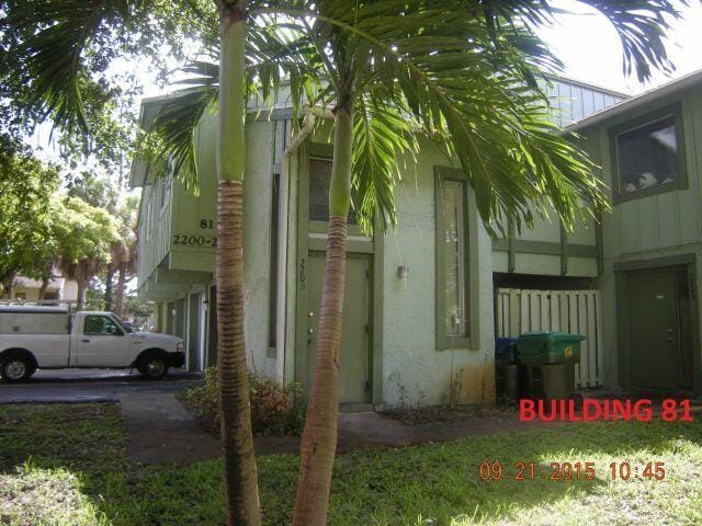 5624 NW 21ST Street 33-E, Lauderhill, FL 33313