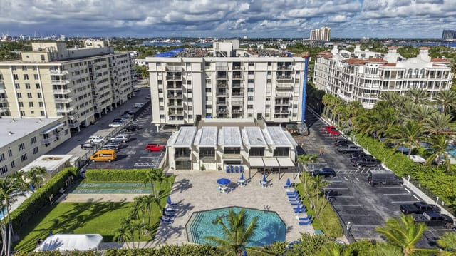 145 S OCEAN 719, Palm Beach Shores, FL 33404