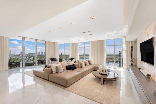 17301 BISCAYNE Boulevard PH-7, North Miami Beach, FL 33160