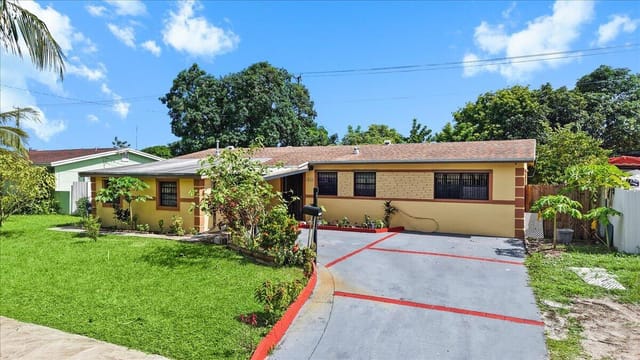 18921 NW 24th Avenue, Miami Gardens, FL 33056