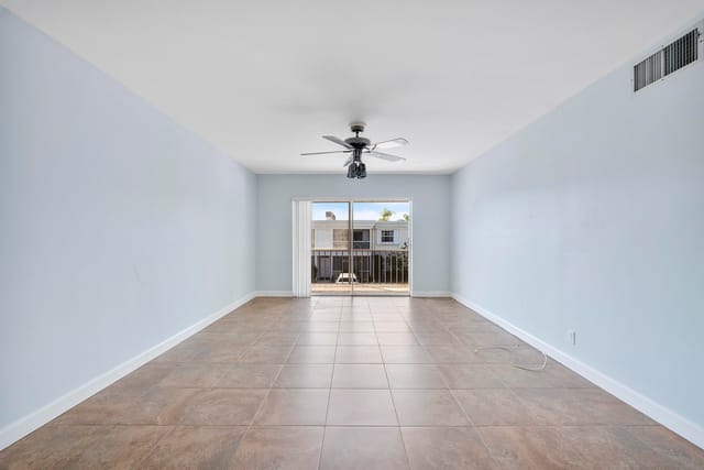 6253 Bay Club Dr unit 3_009