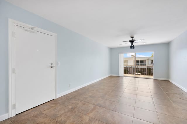 6253 Bay Club Dr unit 3_007