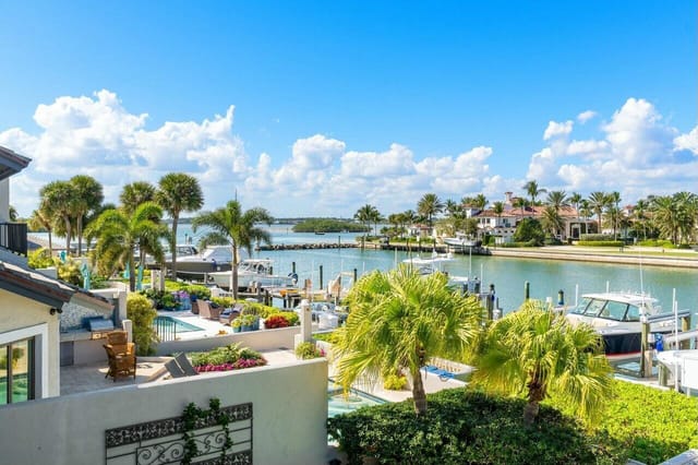 6549 SE South Marina Way, Stuart, FL 34996