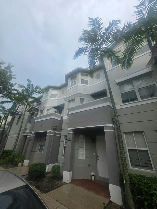 3903 SHOMA Drive NA, Royal Palm Beach, FL 33414